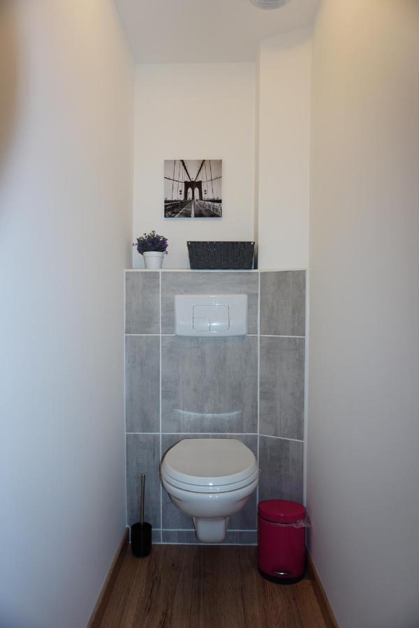 Appart Chic & Moderne Avec Balcon La Roche-sur-Yon Exterior foto